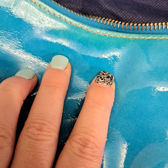 Dooney & Bourke Purse - Picture 7 of 8